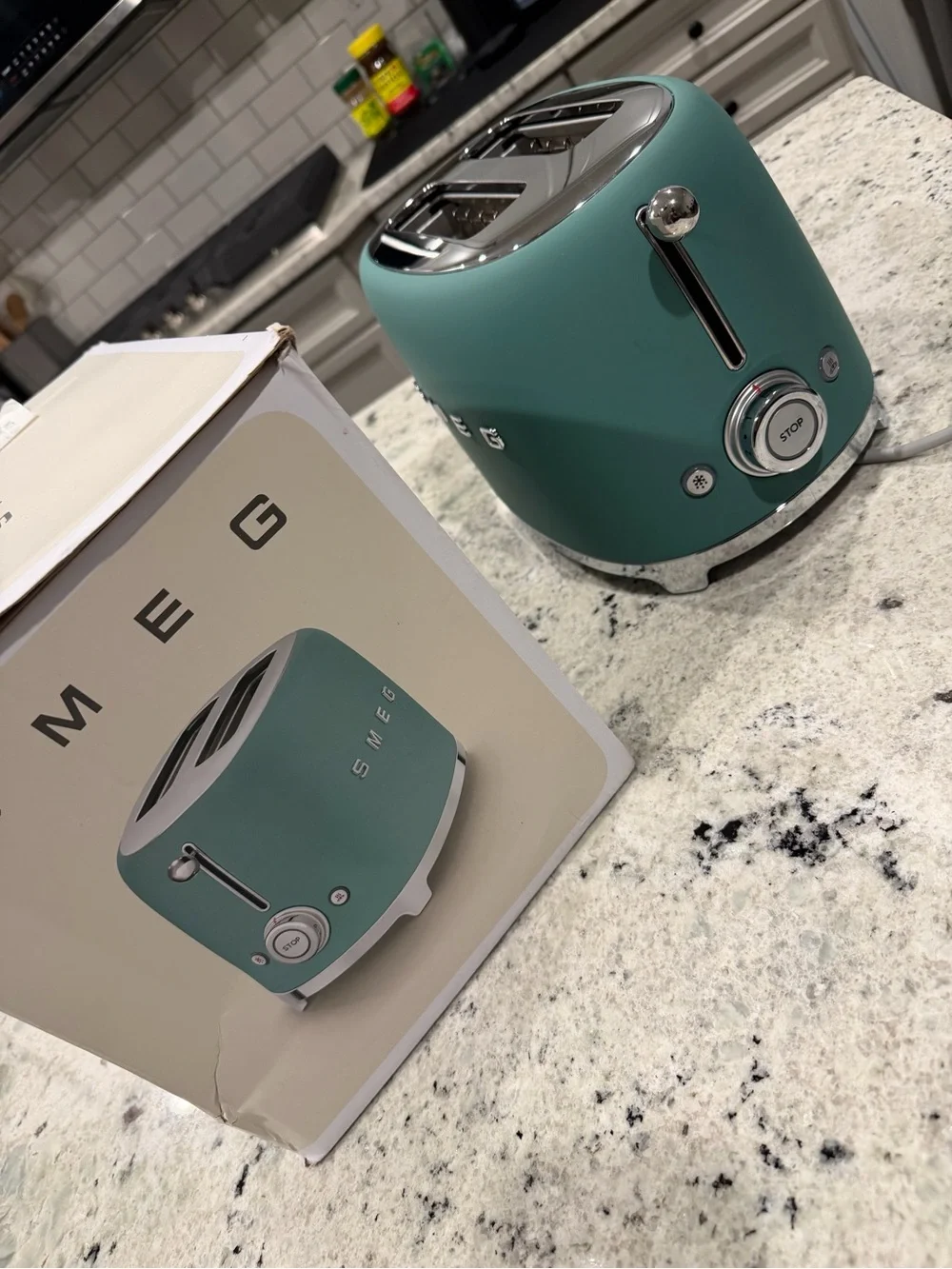 ***  Nordstrom Customer Return  ***  SMEG 2-Slice Toaster  | Jade Green